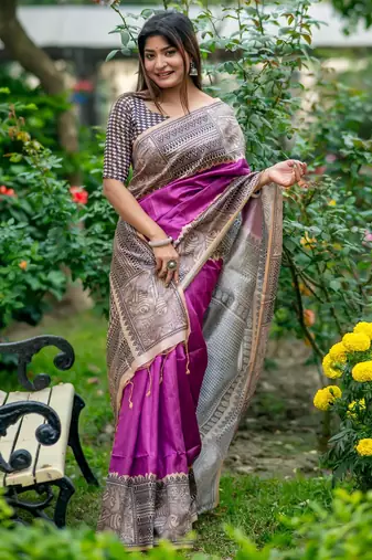 Women wine art silk handloom saree