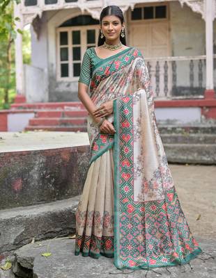 Women green art silk handloom saree 3