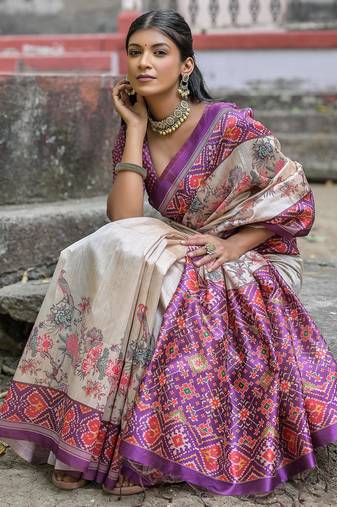 Women wine art silk handloom saree