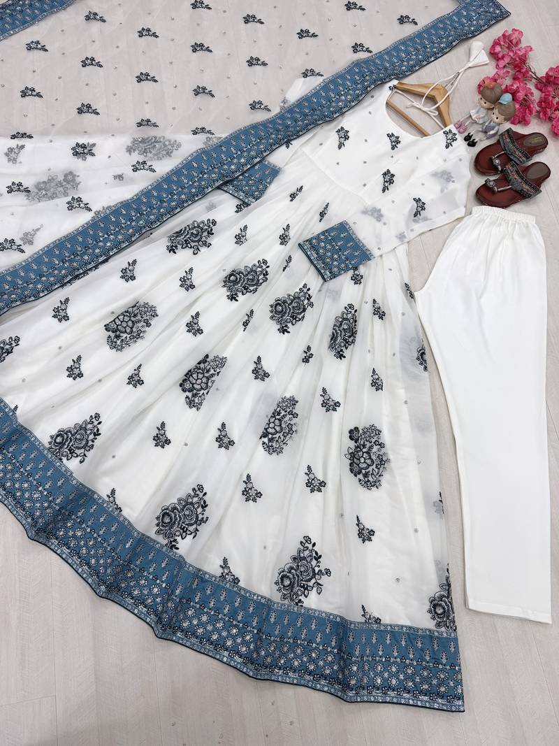 White Anarkali Suit Set Beautiful Gown With Dupatta