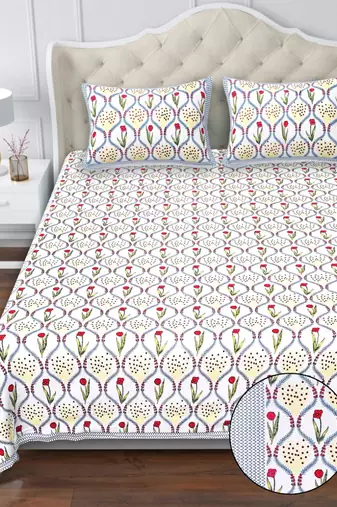 White red floral pure cotton king size bedsheet set with pillow covers