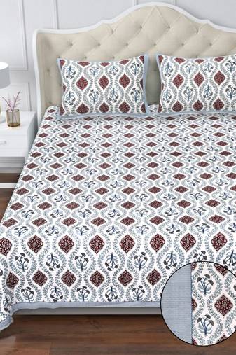 White maroon floral pure cotton king size bedsheet set with pillow covers