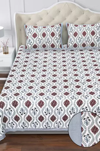 White maroon floral pure cotton king size bedsheet set with pillow covers