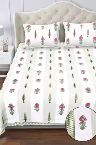 White pink floral pure cotton king size bedsheet set with pillow covers