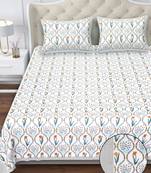 White blue floral print pure cotton king size bedsheet with 2 pillow covers