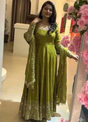 Light green crunchy silk straight salwar kameez dupatta set 1