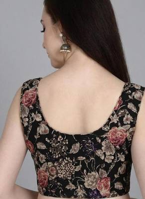 Black cotton printed back open sleevless halterneck blouse 4