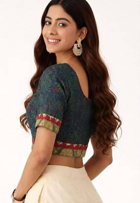 Green cotton printed non padded blouse 3