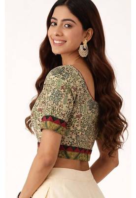 Green cotton printed non padded blouse 2