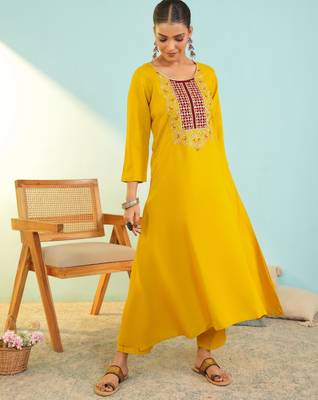Mustard viscose silk kurta set with organza printed dupatta | readymade suit 5