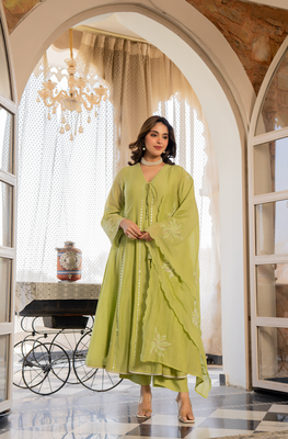 Green chanderi silk v neck kurta set with embroidered dupatta | readymade suit 2