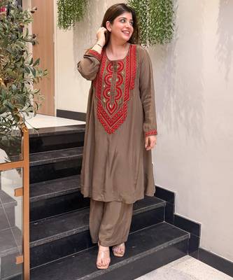 Brown french crepe silk round neck kurta pant set for women | readymade suit 1