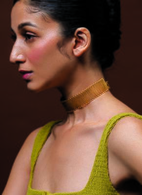 Gold plated meadow choker necklace 3