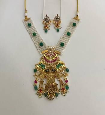 The royal peacock kundan necklace & earring set 1