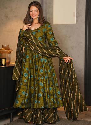 Green heavy digital printed pure maslin  palazzo 1