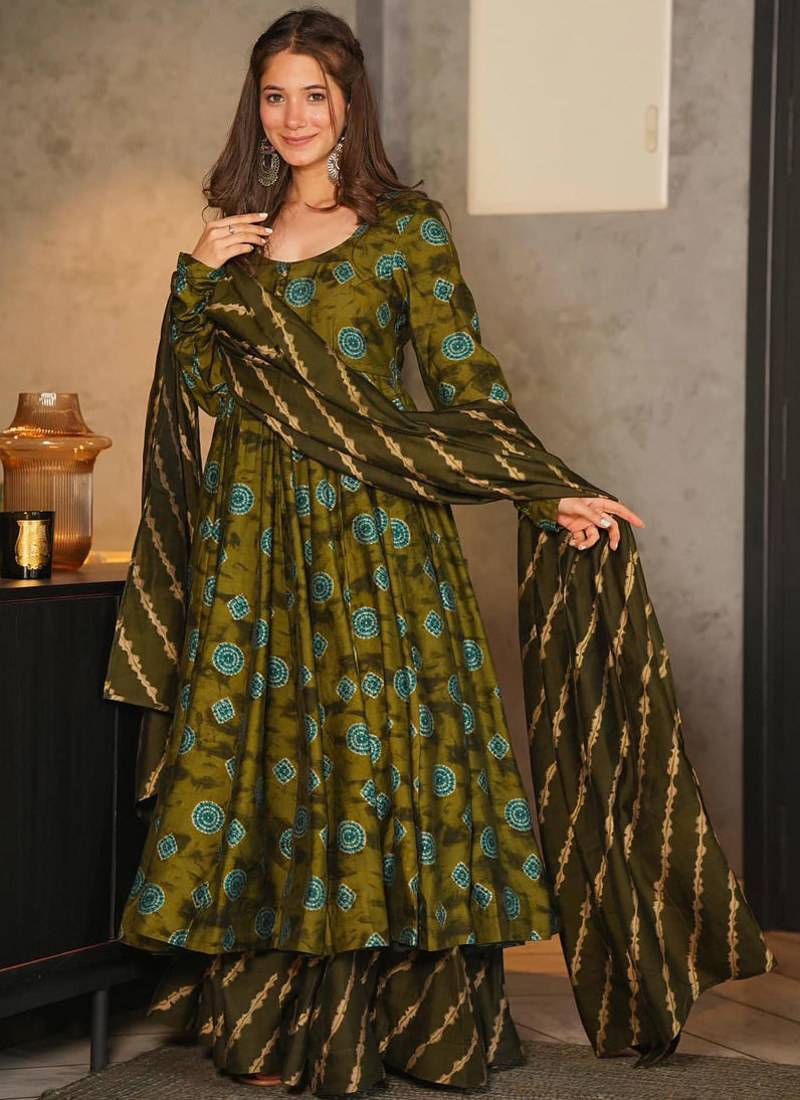 Green heavy digital printed pure maslin  palazzo