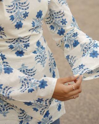 Ivory Blue Bell Sleeve Block Print Short Kurti 4
