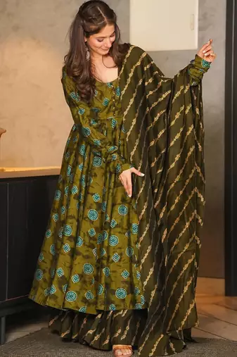 Green heavy digital printed pure maslin  palazzo