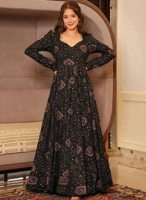 Black heavy digital printed heavy rayon anarkali suits 4