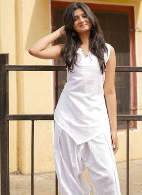 Chhavi White Cotton Co-ord Set – Office & Casual Wear 1