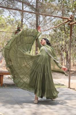 Pista faux georgette readymade anarkali suit with embroidery & sequin  work 3