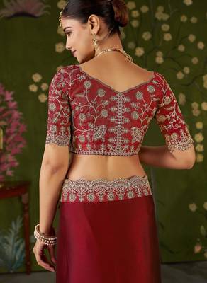 Red rangoli silk saree with embroidered designer blouse piece 5
