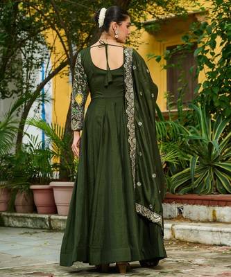 Mehendi vichitra silk readymade anarkali suit with thread embroidery work 5