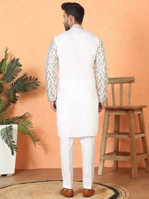 Cotton silk embroidered thread work cream kurta with trouser 3