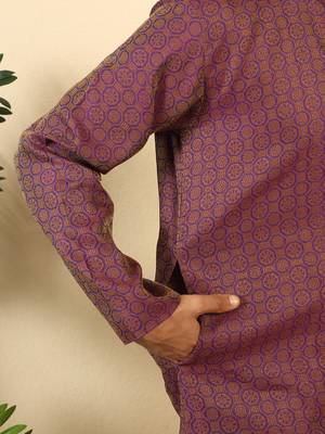 Silk blend jacquard geometric purple kurta with beige elastic dhoti 4