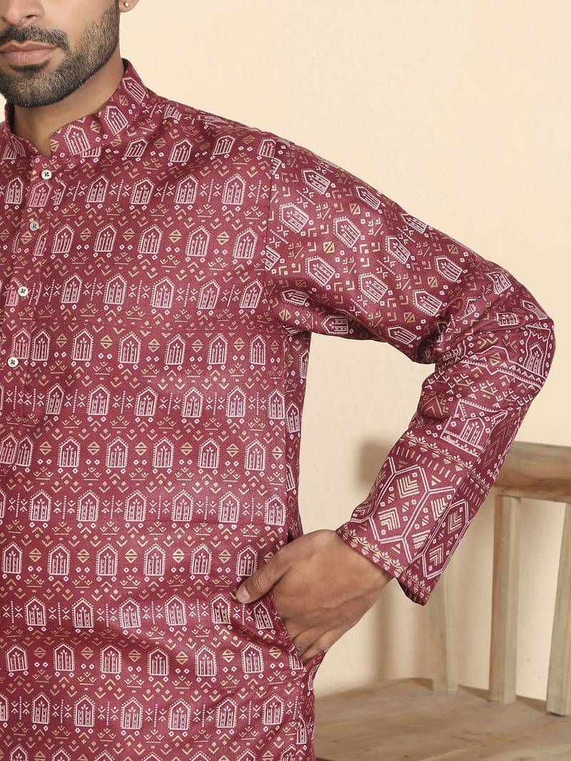 Cotton blend ethnic motifs printed maroon kurta with elasticated pyjamas