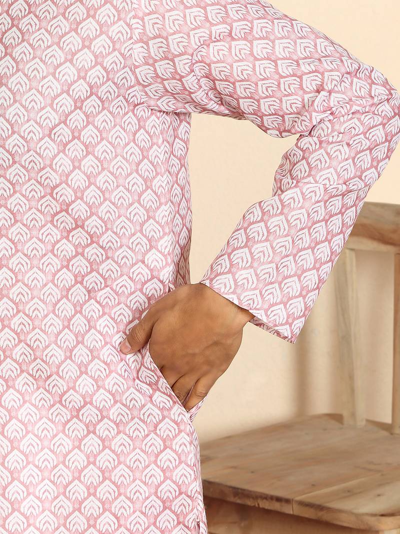 Cotton blend leaf printed knee length pink kurta with elasticated pyjamas