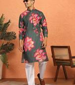 Floral printed green cotton kurta with pyjamas