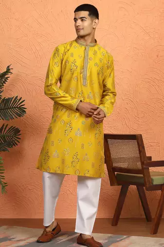 Floral printed yellow cotton kurta and pyjamas