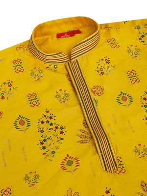 Floral printed yellow cotton kurta and pyjamas 2