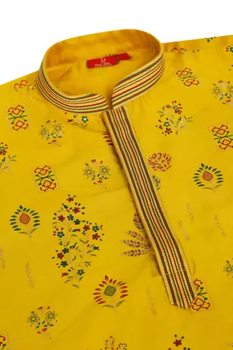 Floral printed yellow cotton kurta and pyjamas