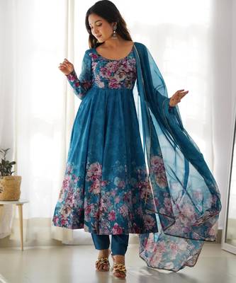 Women's Beautiful Floral Printed Organza Silk Fabric Flared Anarkali Pant and Dupatta Set 3