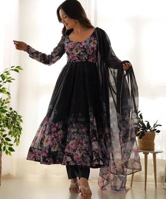 Women's Beautiful Floral Printed Organza Silk Fabric Flared Anarkali Pant and Dupatta Set 3