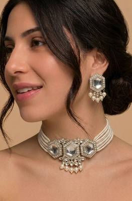 Hex pearl crystal choker set 1