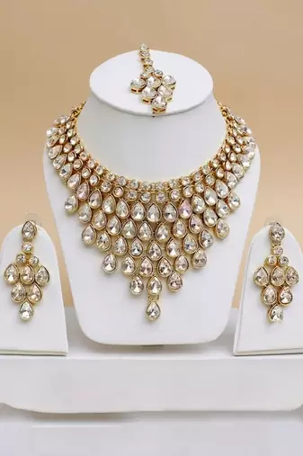 Gold crystal bridal maang tikka, necklace & earring set