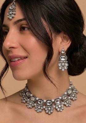 Silver bridal maang tikka & necklace set 1