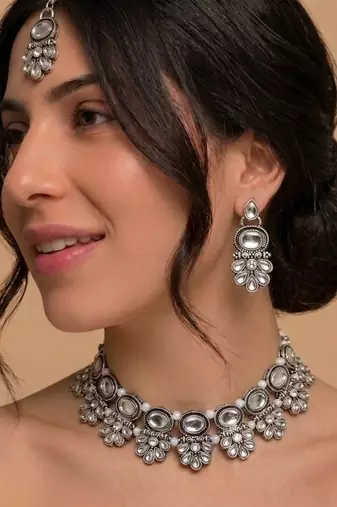 Silver bridal maang tikka & necklace set
