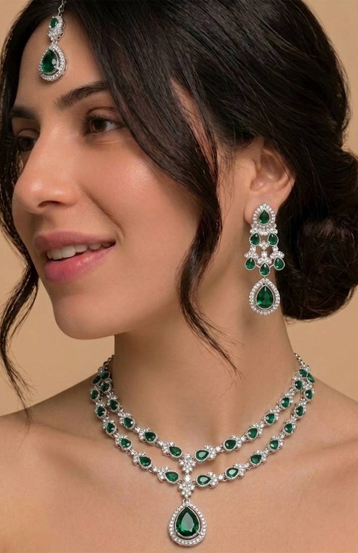 Emerald gold bridal matha patti set