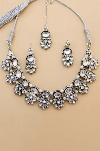 Silver bridal maang tikka & necklace set