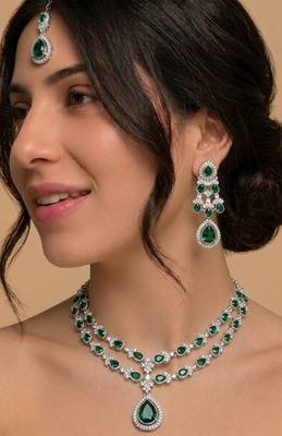 Emerald gold bridal matha patti set 2