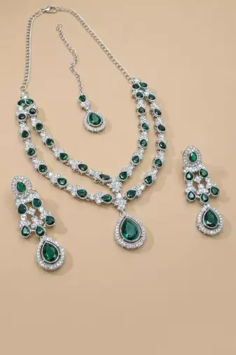Emerald gold bridal matha patti set