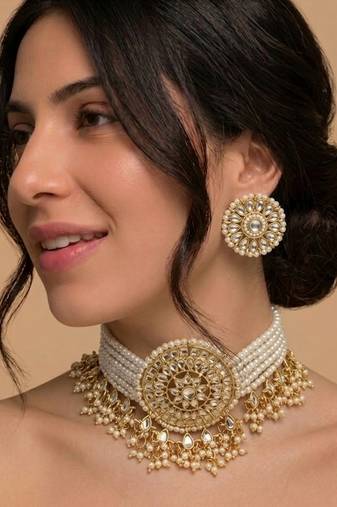 Gold pearl bridal choker & earring set