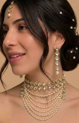Gold pearl bridal matha patti set 1