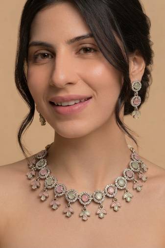 Pink pearl chandelier bridal set
