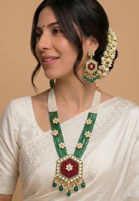 Cream & emerald bridal set with jasmine accent 2