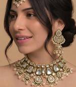 Hiva maang tikka & pearl bridal set